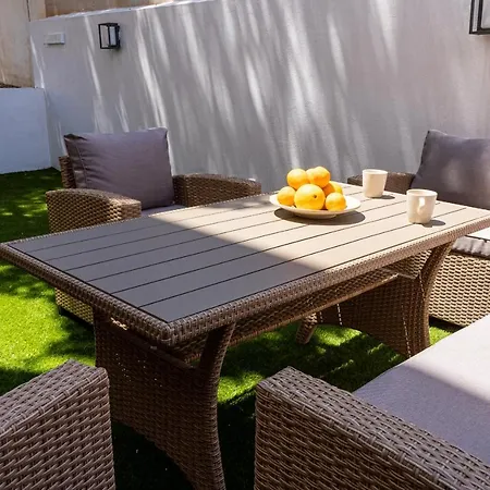 Hotel 4 Bed Residential Palm C1