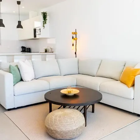 4 Bed Residential Palm C1