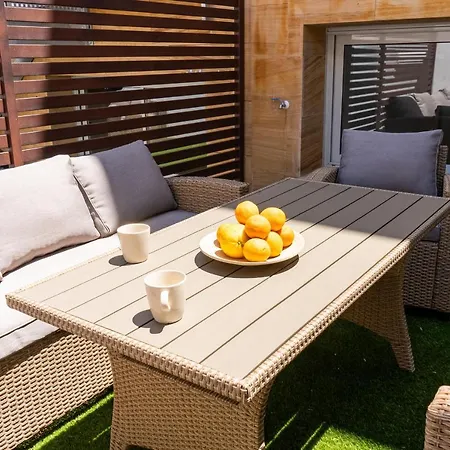 4 Bed Residential Palm C1 3*